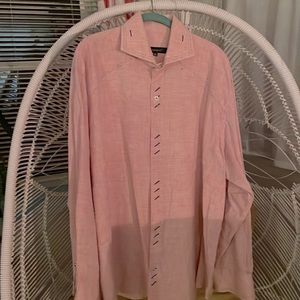 Men’s Bogosse two XL shirt.